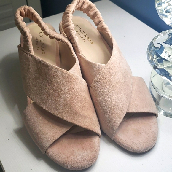 COLE HAAN ANASTASIA CITY SANDAL - Picture 1 of 2